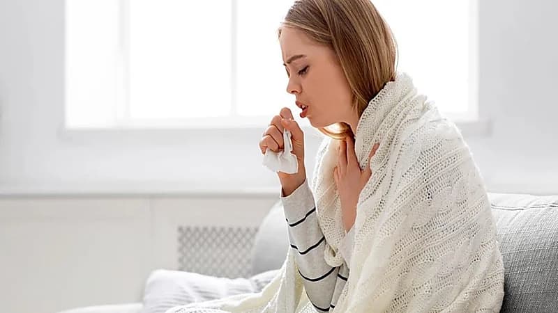 كيفية التفرقة بين كورونا والفيروس المخلوي التنفسي والإنفلونزا