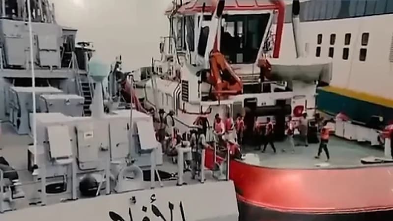 بالفيديو.. حرس الحدود ينقذ طاقم بحري و16 شخصاً من الغرق