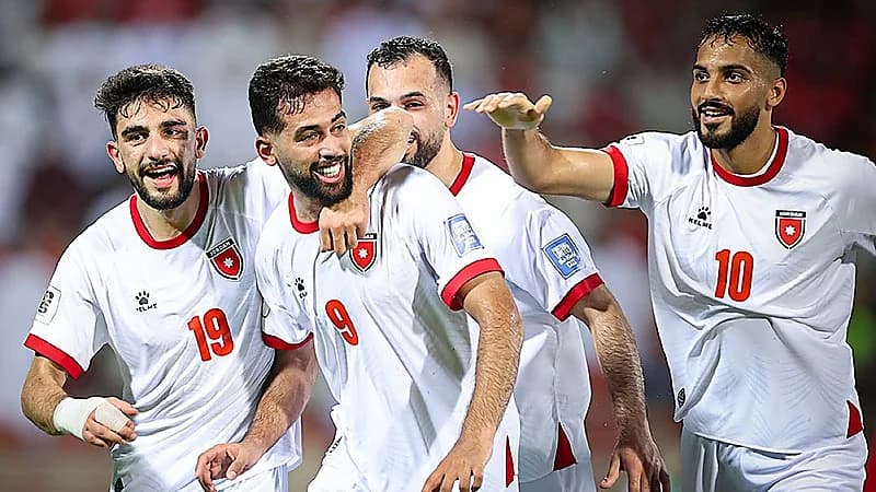الأردن تنتصر بثلاثية وأوزبكستان تتأهل لكأس العالم