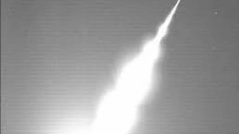 "الفلك الدولي" يوضح تفاصيل الكرة النارية التي شوهدت في سماء الإمارات