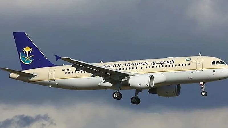 توضيح من الخطوط السعودية بشأن طريقة سفر مصابي كورونا ومتلقي اللقاح