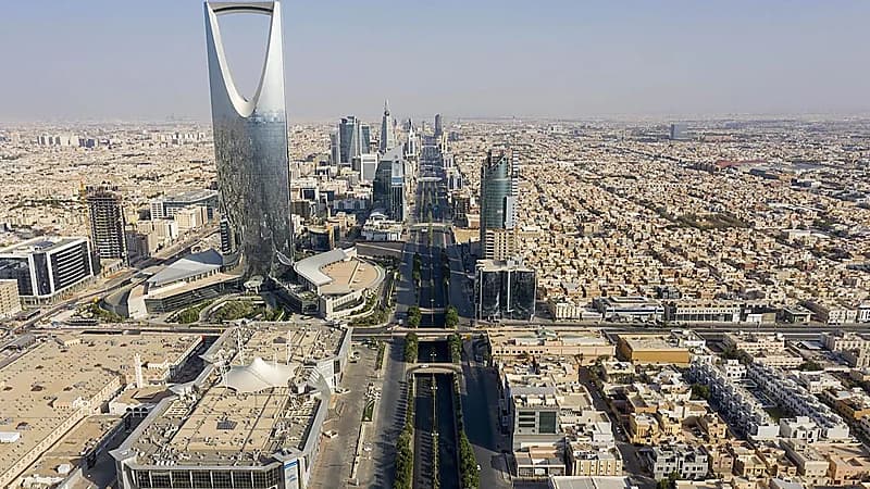 "فيتش" ترفع التصنيف الائتماني للمملكة إلى +A