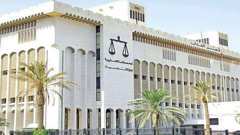 حبس ابن فنان كويتي مشهور لاعتدائه على رجل أمن