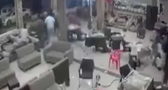 فيديوهات| زلزال كبير بقوة 7.3 ريختر يهز إيران وشمال العراق ورعب على الهواء