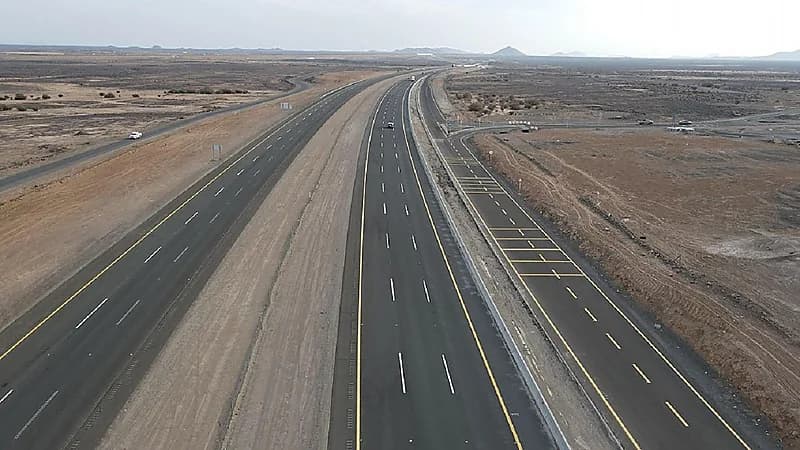 طريق "المدينة/ مكة" السريع يحقق مستهدفات خدمة واستقبال 30 مليون معتمر