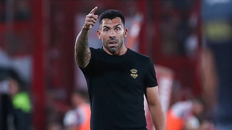 نقل مهاجم الأرجنتين السابق الى المستشفى