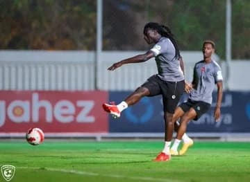 الهلال يُجري تطبيقات تكتيكية ومناورة