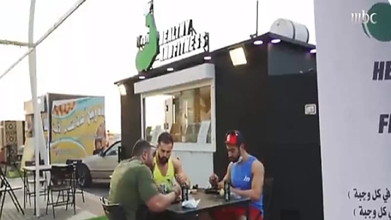 بالفيديو.. فود ترك "للمعضلين" يوفر غذاء خاص مفيد لبناء الأجسام