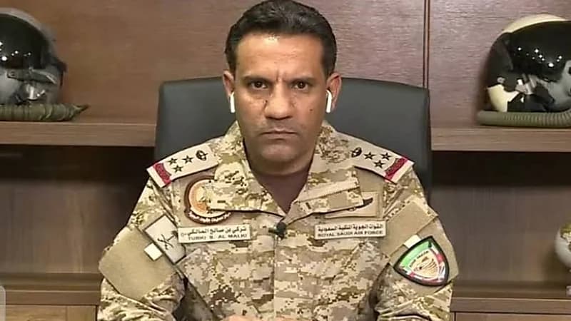 التحالف: تدمير زورقين مفخخين لمليشيات الحوثي بالصليف وإحباط هجوم وشيك