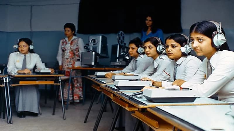 صدفة تقود طالبة للعثور على صورة التقطت لها بمدرسة دار الحنان قبل 41 عاما