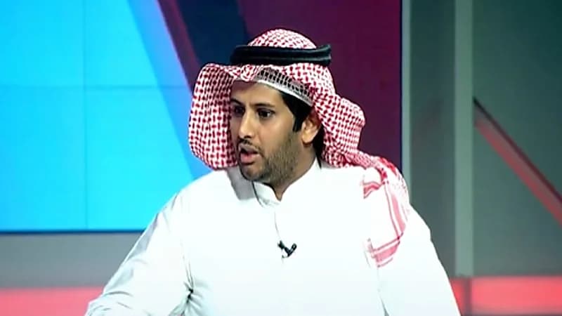 شاب مصاب بالتوحد يتمكن من معرفة آيات القرآن بحسب أرقامها على الهواء مباشرة (فيديو)