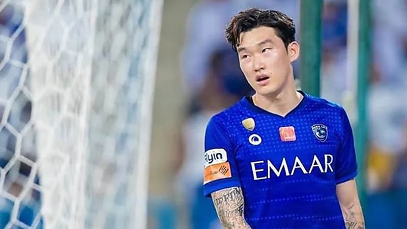 الكشف عن حجم إصابة مدافع الهلال ومدة غيابه عن الملاعب