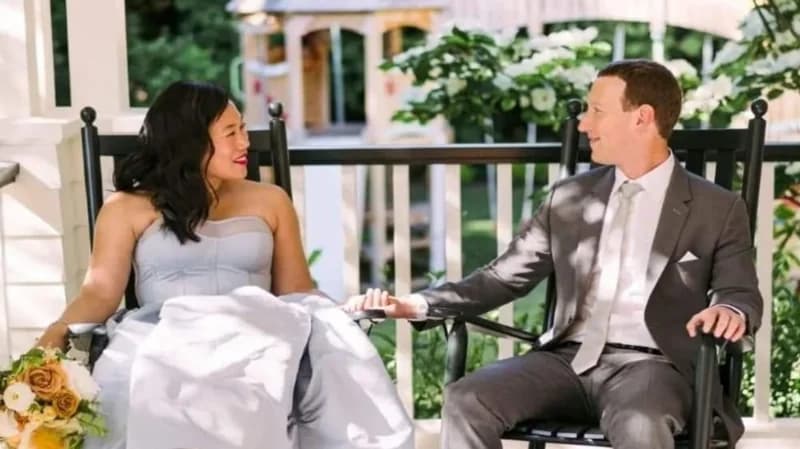 بالصور.. مارك زوكربيرج يحتفل بعيد زواجه العاشر على بريسيلا