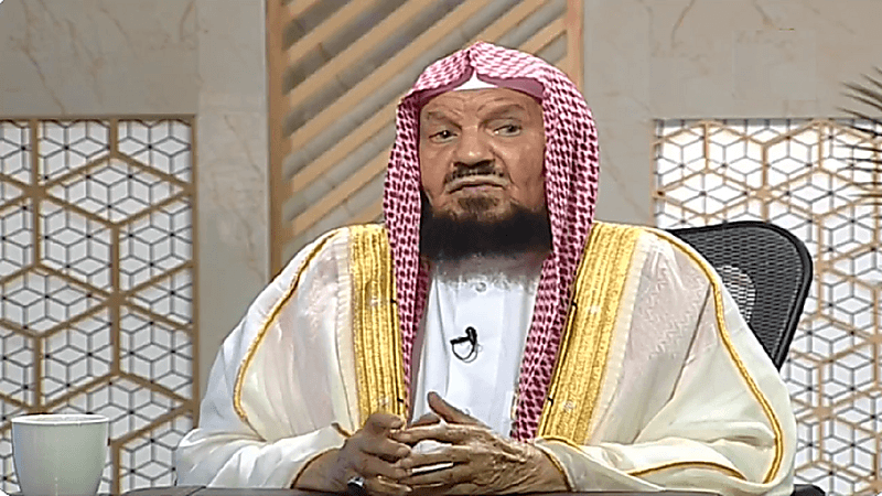 بالفيديو.. "المنيع" يوضح حكم استخدام القليل من الخمر للتداوي