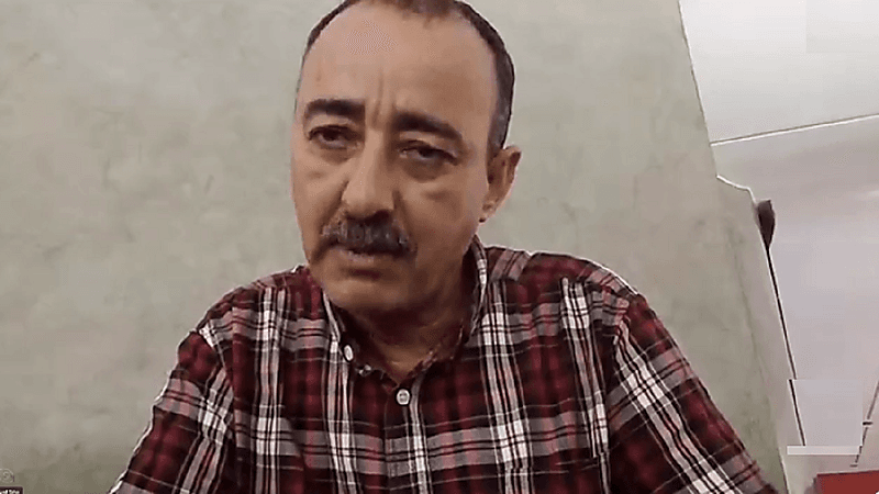 أول تعليق من والد الأسير المغربي المحرر بعد إطلاق سراحه بوساطة ولي العهد (فيديو)