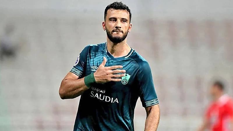 ناد قطري يقترب من ضم السومة 