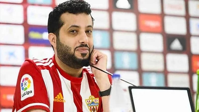 آل الشيخ: فترة الانتقالات لألميريا لم تنته