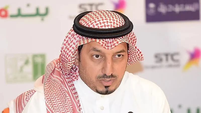 المسحل يعزي مدير المنتخب الوطني في وفاة والده