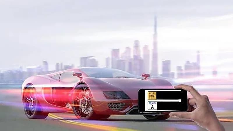 فتاة تستدرج شابًا برقم سيارة مميز وتستولى على أمواله