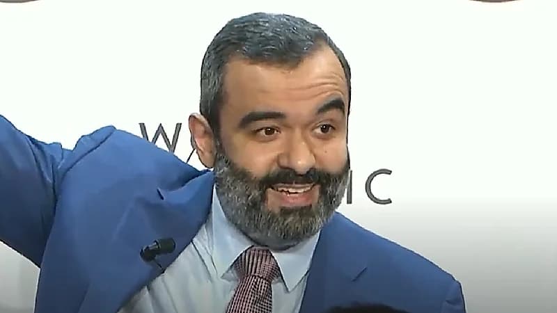 "السواحه" يكشف عن تقنية هي الأولى من نوعها لتوصيل العالم بالإنترنت