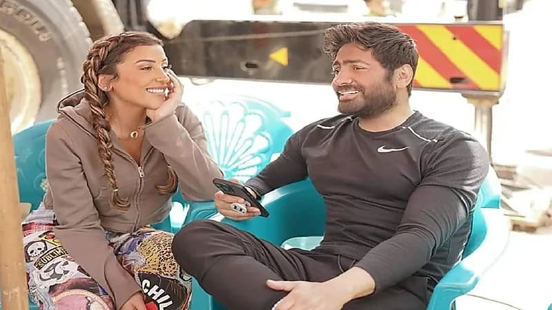 دينا الشربيني لـ تامر حسني : لما عرفتك بقيت بحبك جدًا