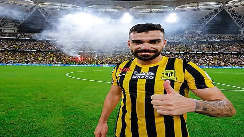 هنريكي يرغب في تجديد عقده مع الاتحاد