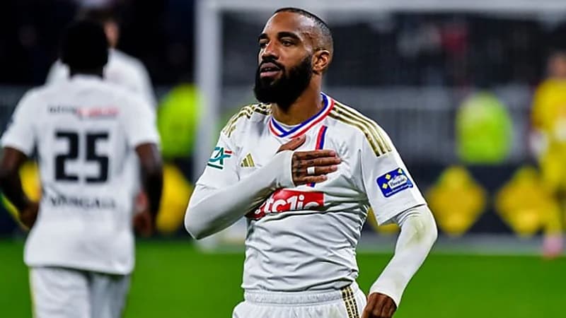 بعد مفاوضات لمدة شهر .. القادسية وليون يصلان لطريق مسدود