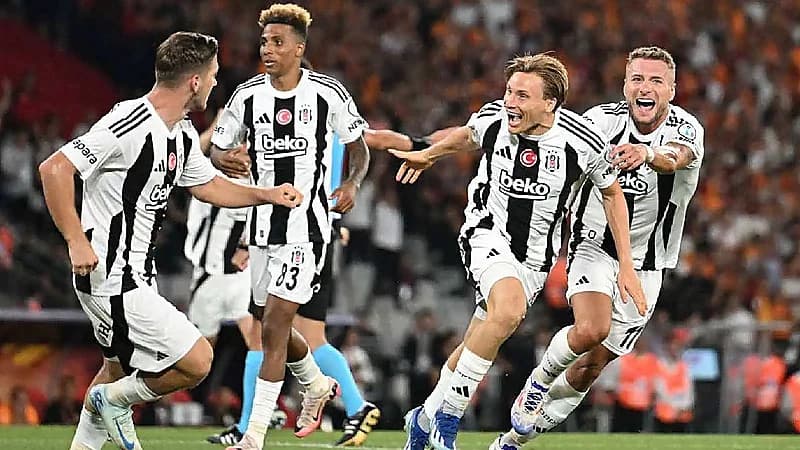 بشكتاش يتوج بلقب السوبر التركي على حساب غلطة سراي