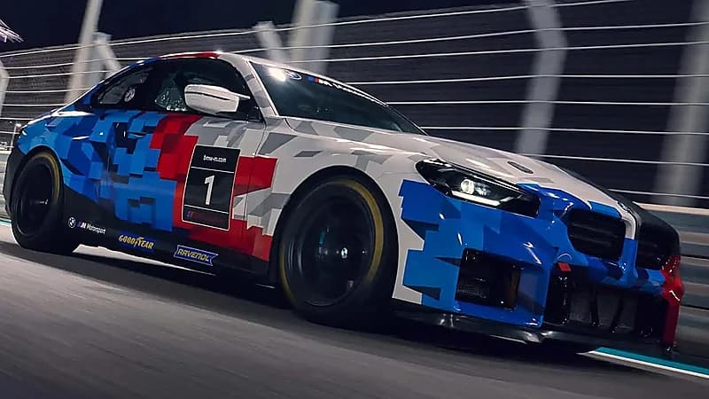 بي إم دبليو تكشف عن نسخة M2 مخصصة للسباقات .. صور