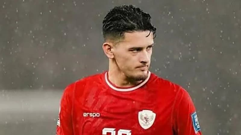 لاعب إندونيسيا يعلق قبل لقاء الأخضر..صورة