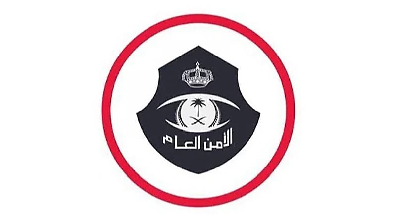 دوريات الأمن تقبض على شخص لإتلافه محلًا تجاريًا بجدة .. فيديو