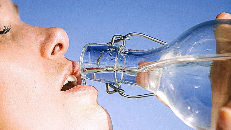 نقص شرب الماء يزيد استجابة الجسم للإجهاد النفسي