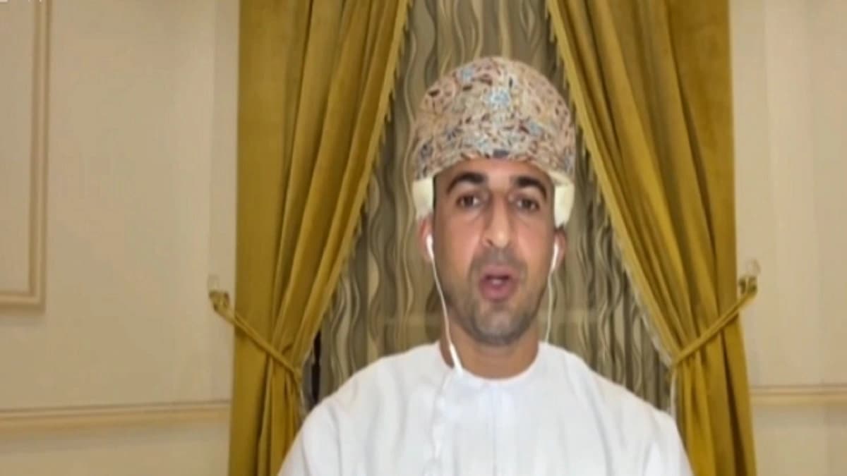 عماد الحوسني: النصر فريق أوروبي يلعب بالدوري السعودي.. فيديو