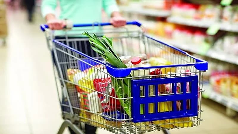 "الغذاء والدواء": لا تتسوق وأنت جائع