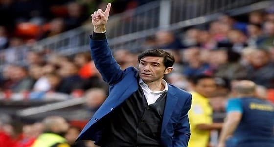 بالصور.. أعجوبة تنقذ مدرب فالنسيا من الموت بعد تحطم سيارته