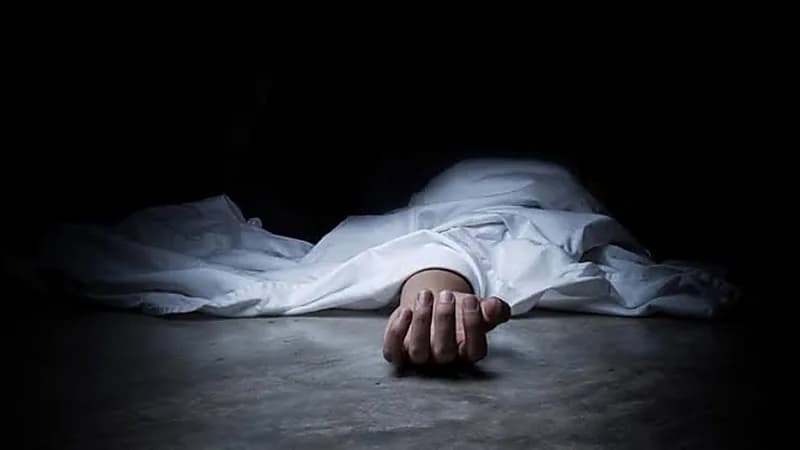 وفاة رجل بطريقة مأساوية بسبب سرواله