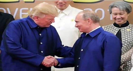 بالفيديو والصور.. مصافحة ترامب وبوتين في قمة " أبك "