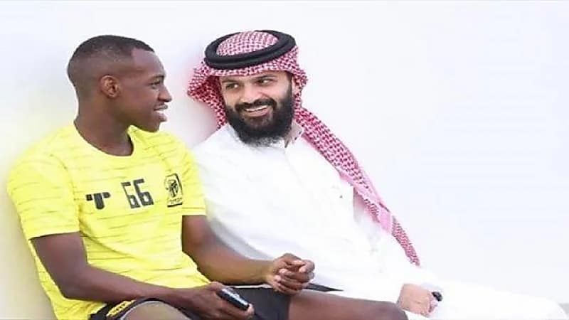 "الحائلي" يتمنى لسعود عبدالحميد التوفيق في وجهته القادمة!