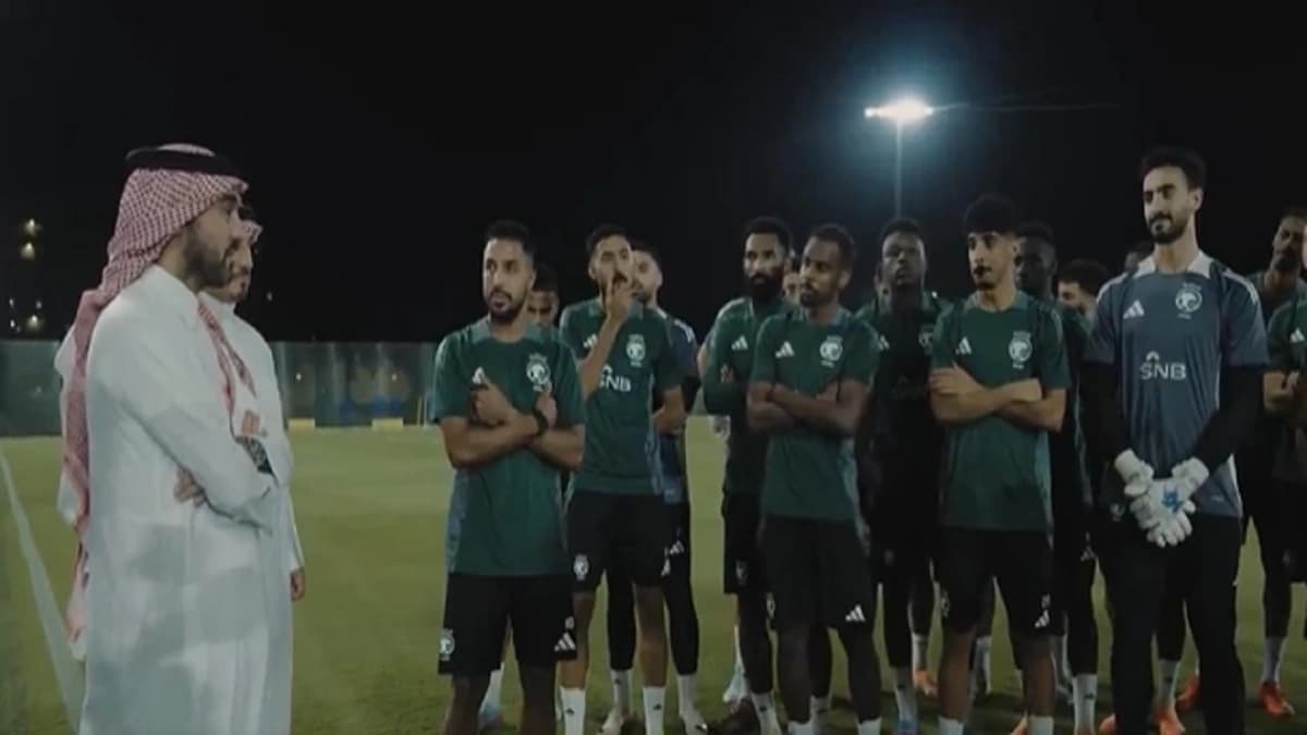 وزير الرياضة: المنتخب الإندونيسي ليس سهلا والمباراة ستكون قوية.. فيديو
