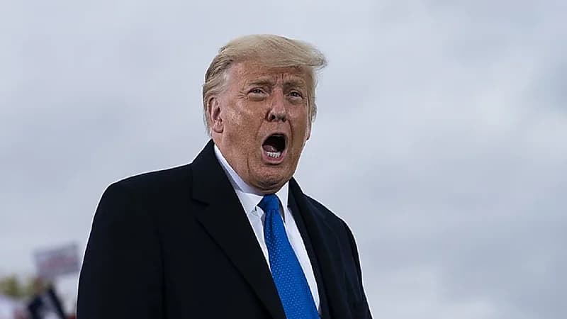 ترامب يعلن عن اعتقاله بسبب الممثلة الإباحية