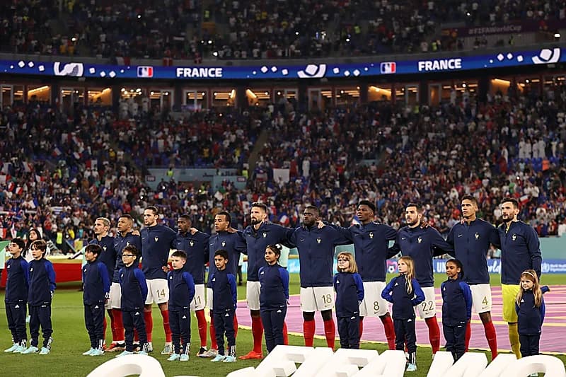 إنفلونزا الإبل يضرب مجددا صفوف منتخب فرنسا