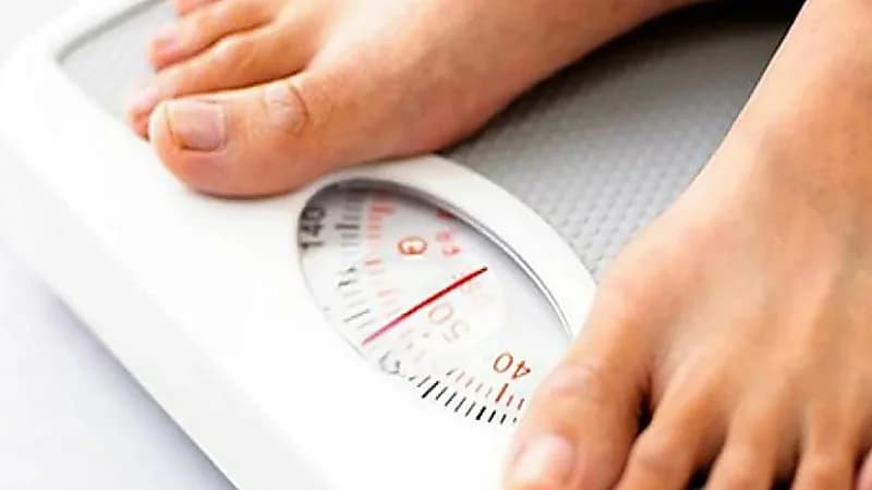 خبير تغذية: الإمساك المزمن قد يمنع النساء من فقدان الوزن