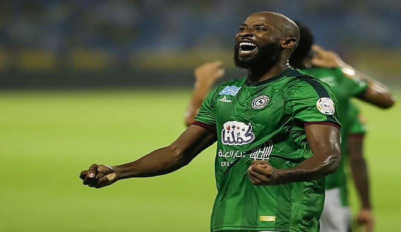 ديمبيلي يغيب عن مواجهة الأهلي