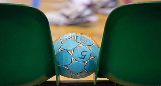 اف اتش الأيسلندي يقطع 2000 كيلو لتسديد 5 ركلات ترجيح