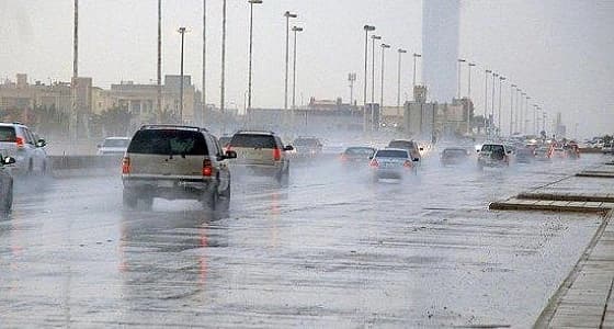 بلدية مليجة توزع مضخات وشاحنات لسحب مياه الأمطار