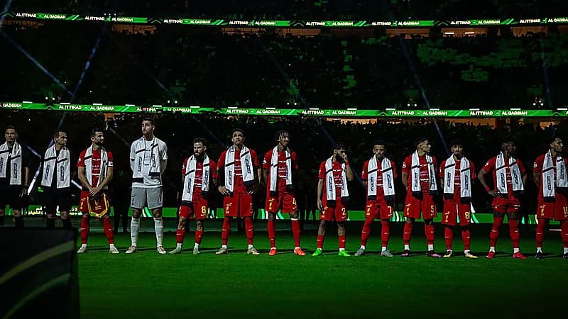 القادسية يفاوض مدافع الاتحاد