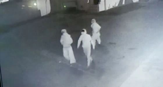 محاولة سرقة فاشلة تضبطها كاميرا محل تجاري بالحوية