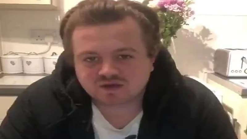 بالفيديو.. ‏البريطاني الناجي من الغرق: بفضل مساعدة تركي الشمري ابنتي تراني الآن حي أمامها