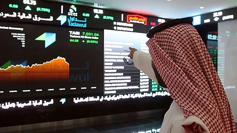 مؤشر سوق الأسهم يغلق مرتفعا
