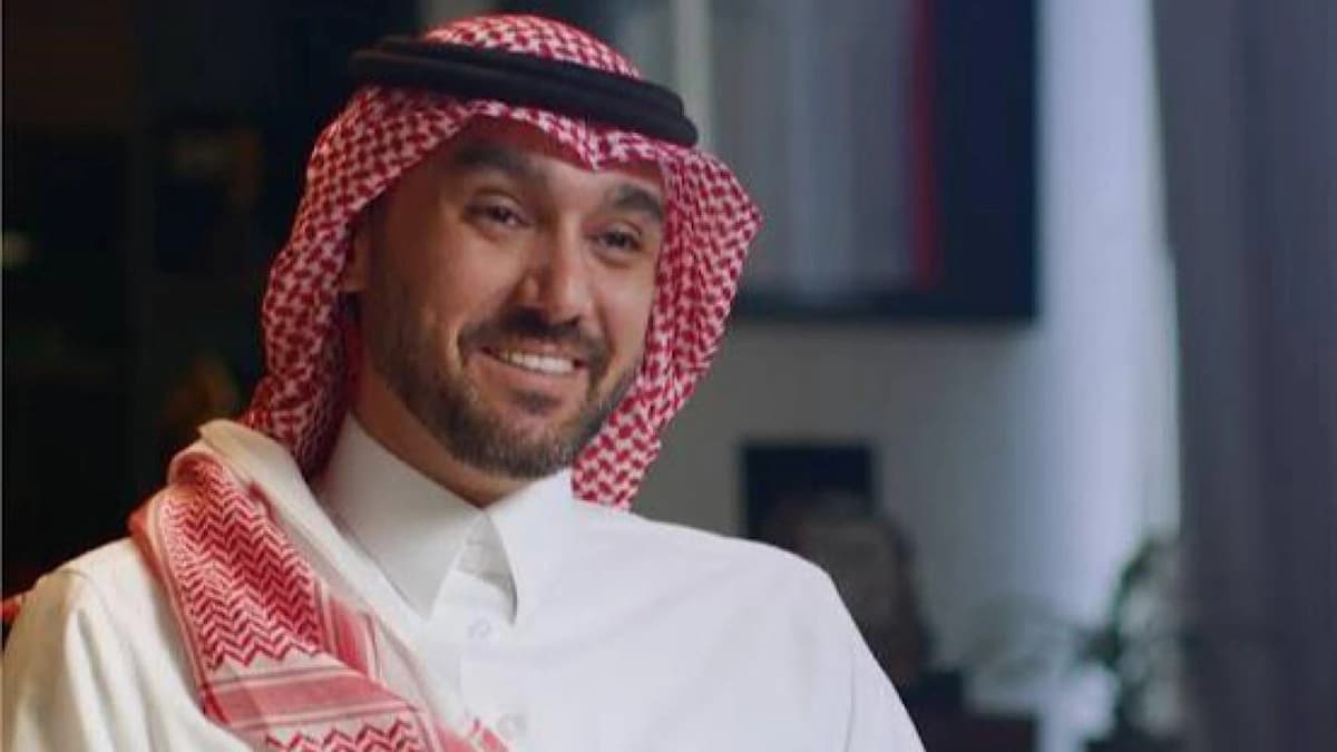 وزير الرياضة يكشف كواليس مكالمة رونالدو التي مهدت لانضمامه إلى النصر.. فيديو